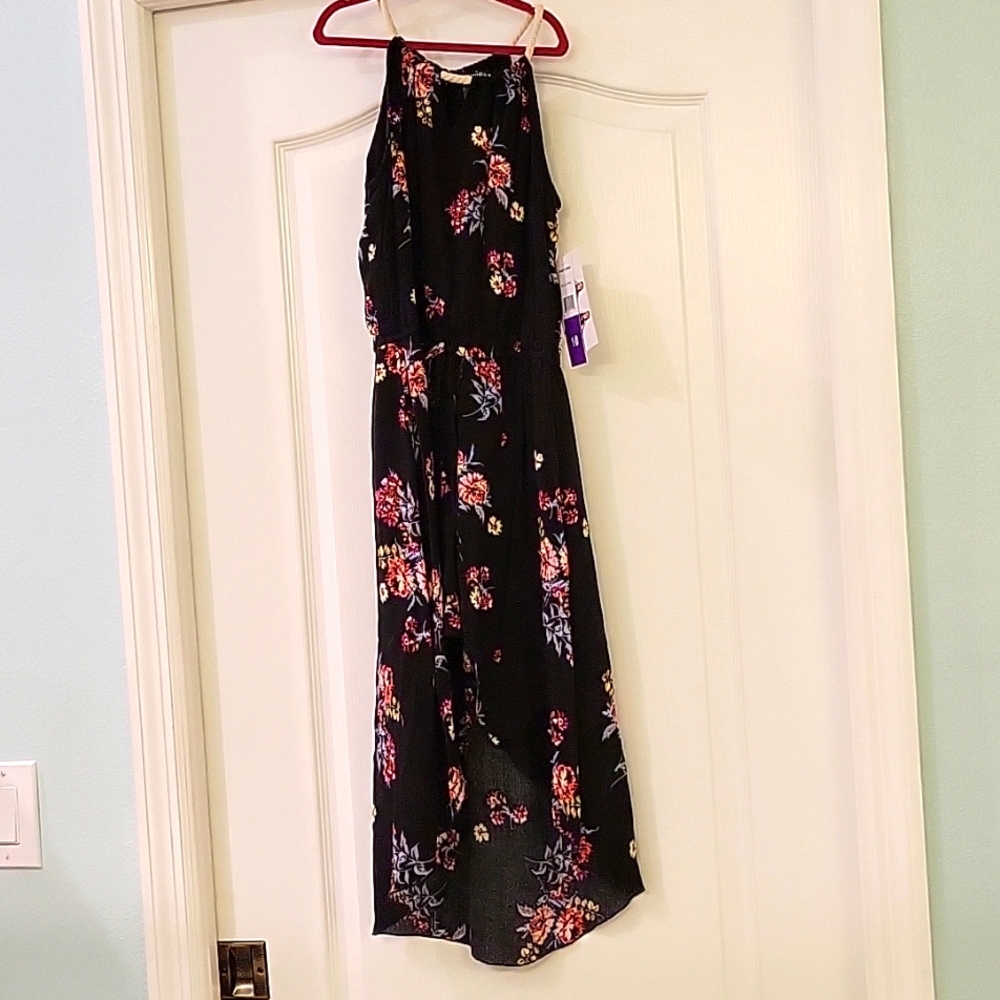 Girl's shorts & skirt floral romper, siz 10
